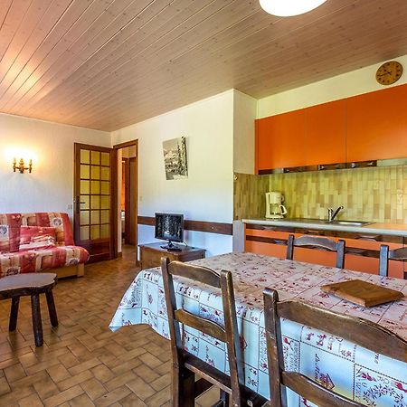 Rez De Chalet Calme Avec Terrasse - 2 Chambres, Proche Pistes A La Clusaz - Fr-1-437-10 المظهر الخارجي الصورة